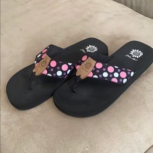 Yellow Box Flip flops